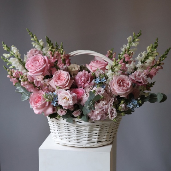 Signature basket-surprise, light -  Размер M 
