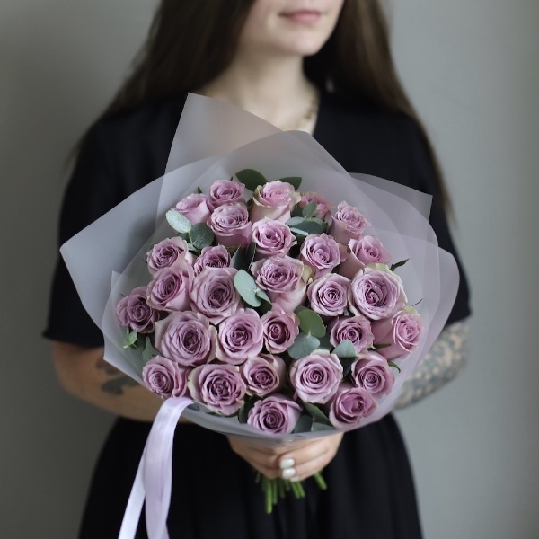 Lavender roses - 29 роз 