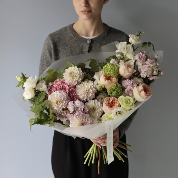 Surprise on a florist taste, light - Размер M