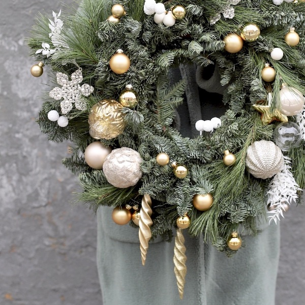 Christmas wreath 'Champagne splashes' - Размер 55-60 см