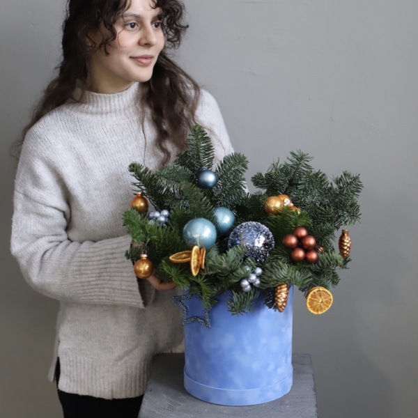 New Year hat box 'Blue orange' - Размер S