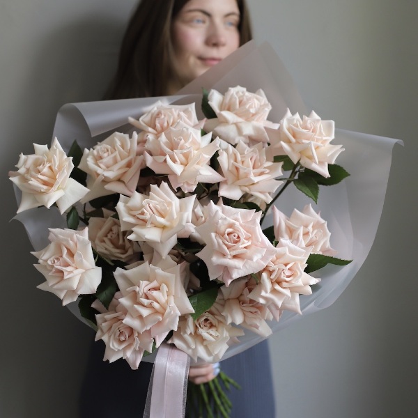 Bouquet of roses "First date" -  25 роз 