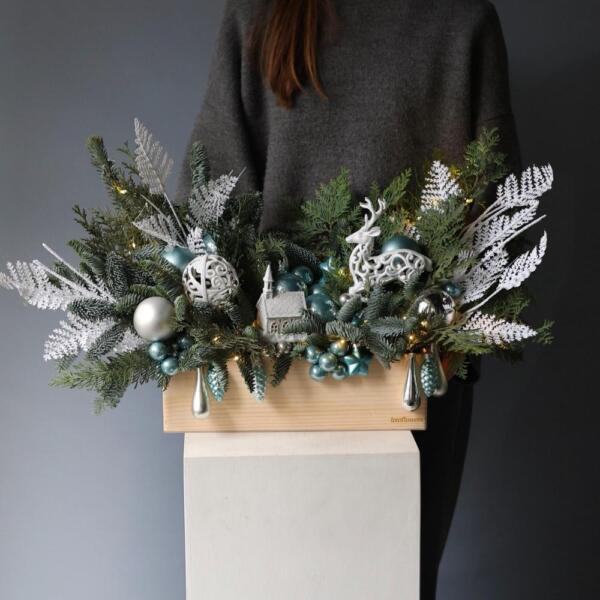 New Year wooden box 'Blue frost' - Размер L с Гирляндой