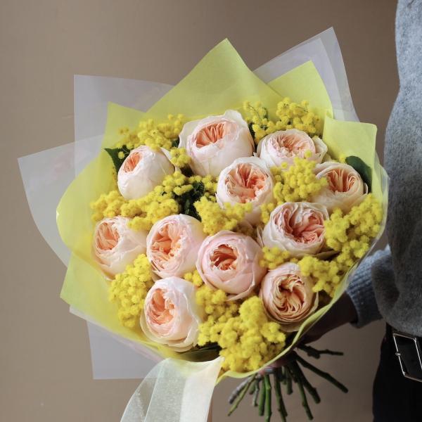 Mimosa with Garden Roses - Размер S 