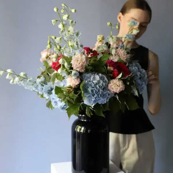 Flower subscription "In a vase" (4 deliveries) - Размер L