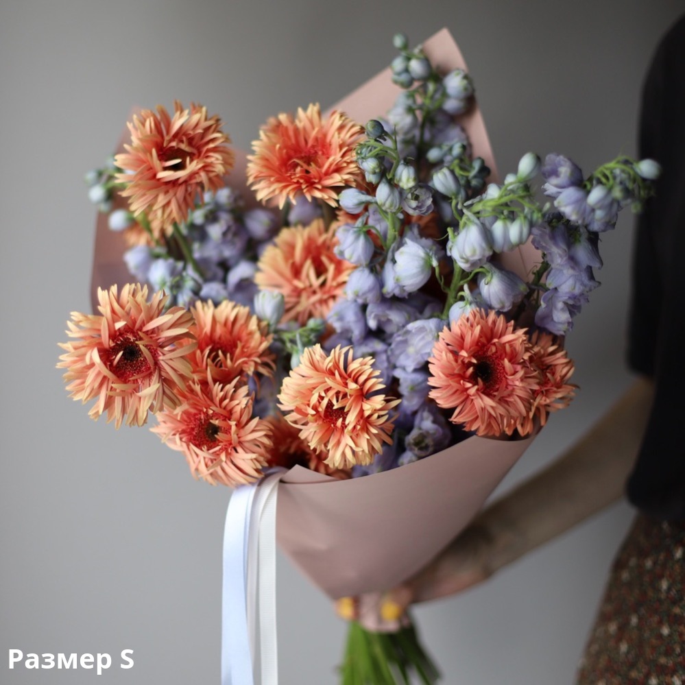 Delphinium with Gerberas Delphinium with Gerberas - Размер S