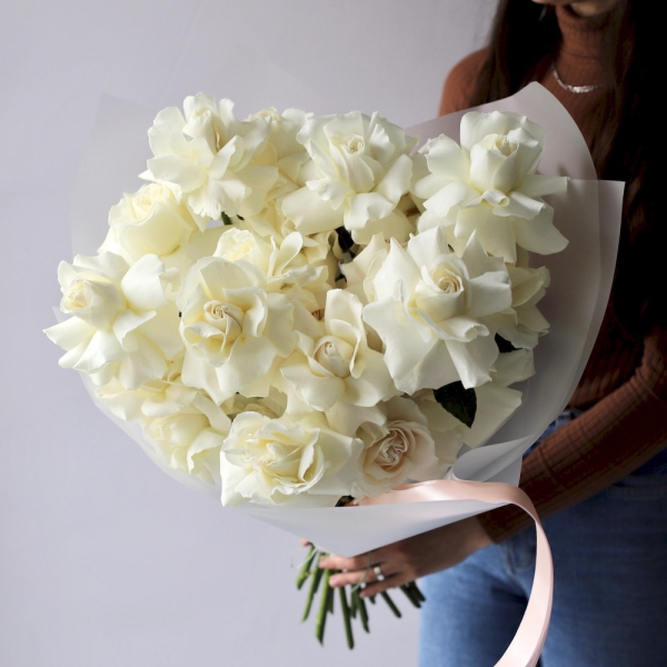 Bouquet of roses "Creamy Gelato" - 25 роз