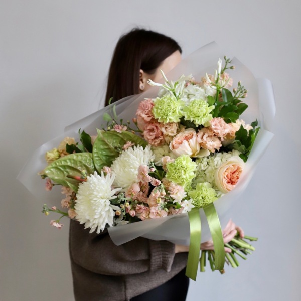 Surprise on a florist taste, light - Размер L