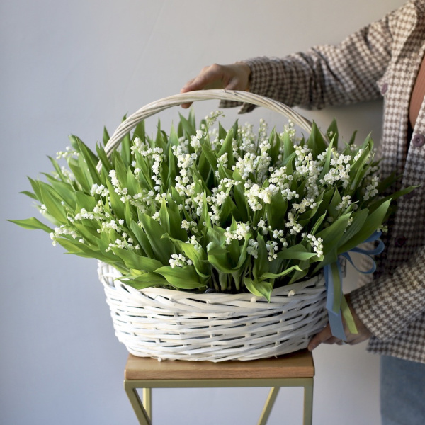 “Lily of the Valley in a basket”, photo 2