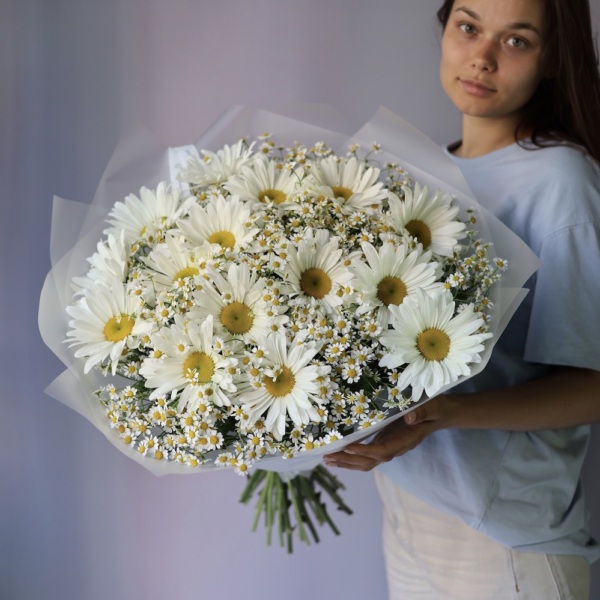 Bouquet of large and spray Chamomile -  Размер M 