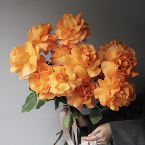 Bouquet of roses "Orange punch" - 15 роз