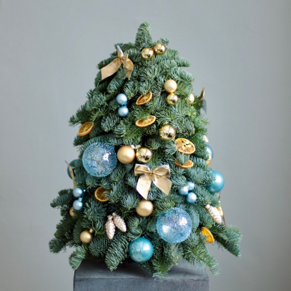 “Christmas Tree 'Blue orange'”