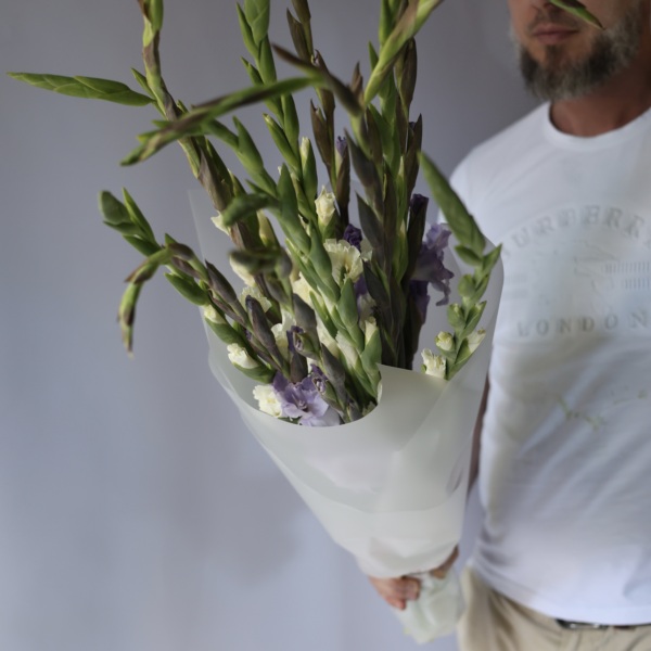 Mixed color Gladiolus -  19 гладиолусов 