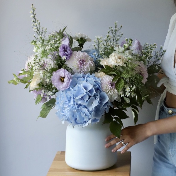 Skyblue bouquet in a vase - Размер M (ваза может отличаться)