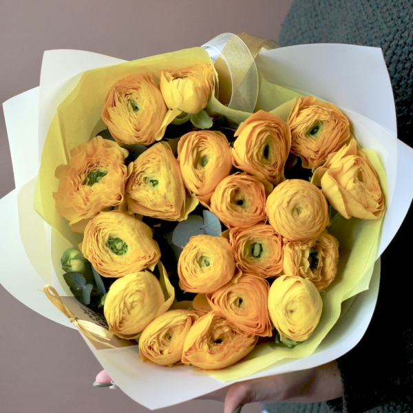 Yellow Ranunculus -  19 ранункулюсов 