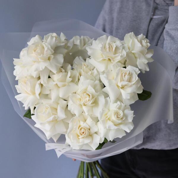 Bouquet of roses "Creamy Gelato" - 15 роз